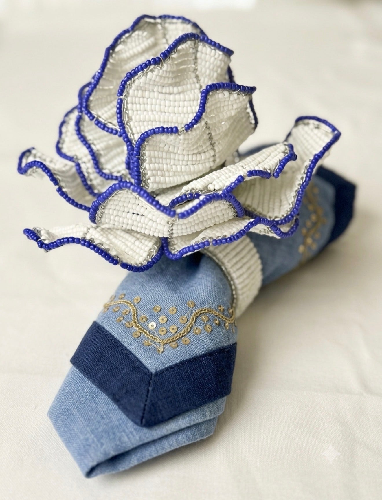 Ruffles Napkin ring