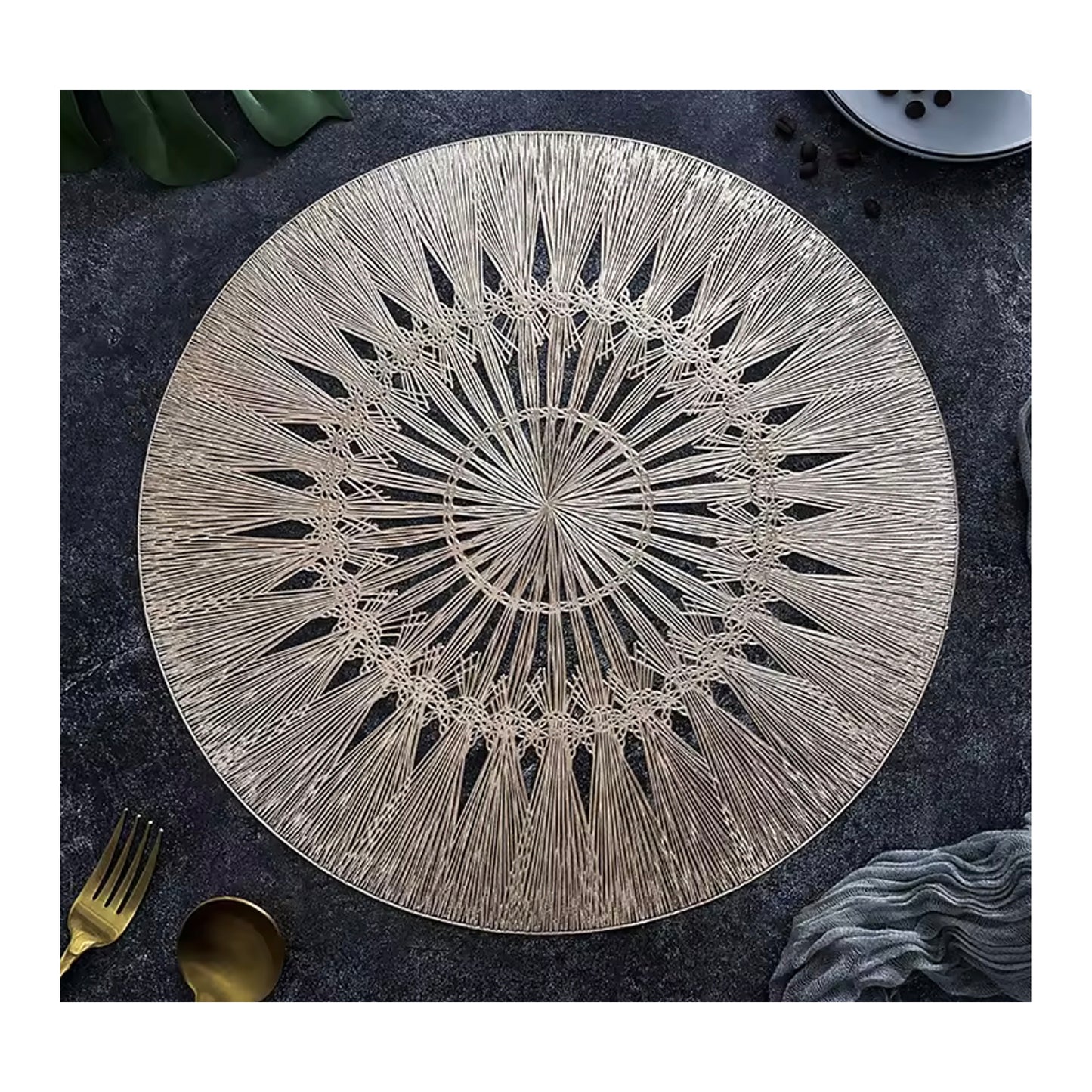 Wish Round Placemat in Gold, Set of 4