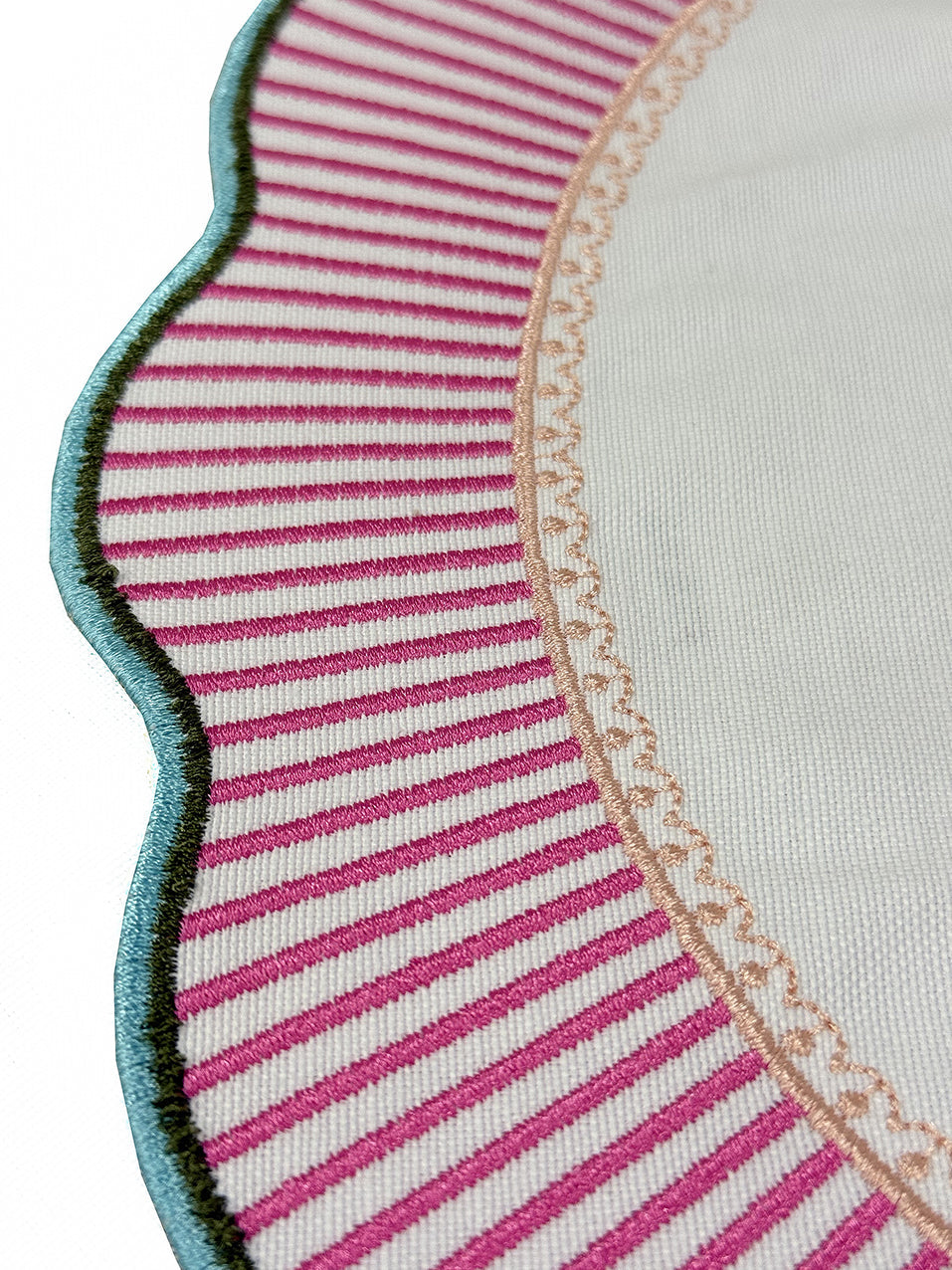 Samples Embroidered Paris placemat x 3