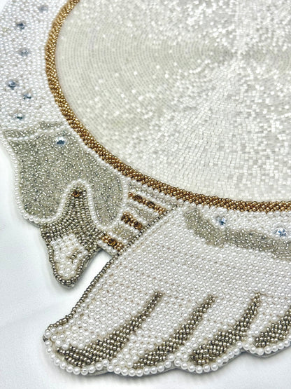 The Swan Lake Beaded placemat, 1 piece