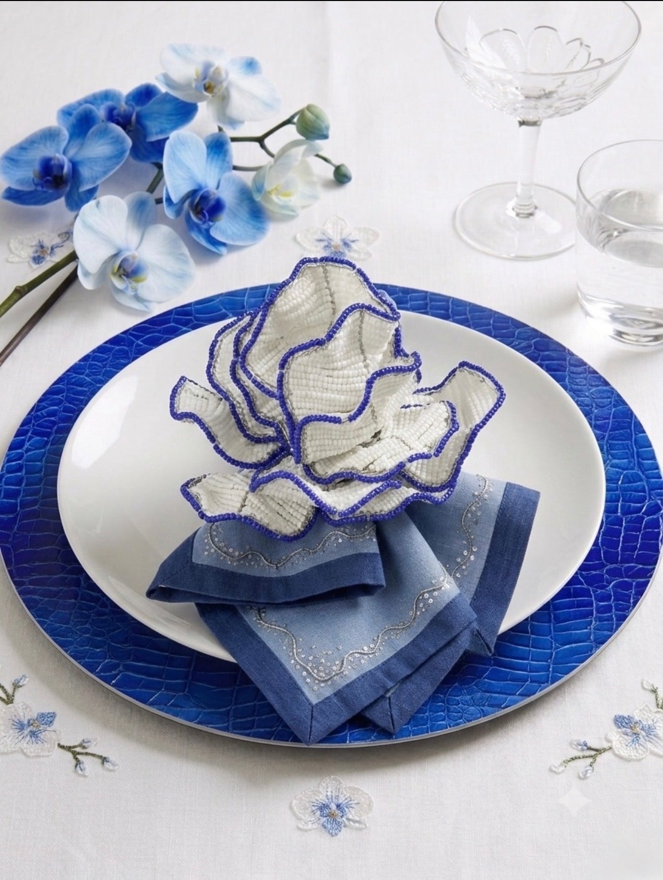 Ruffles Napkin ring