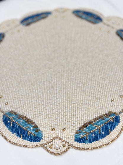 The Feathers Beaded placemat, Set of 2