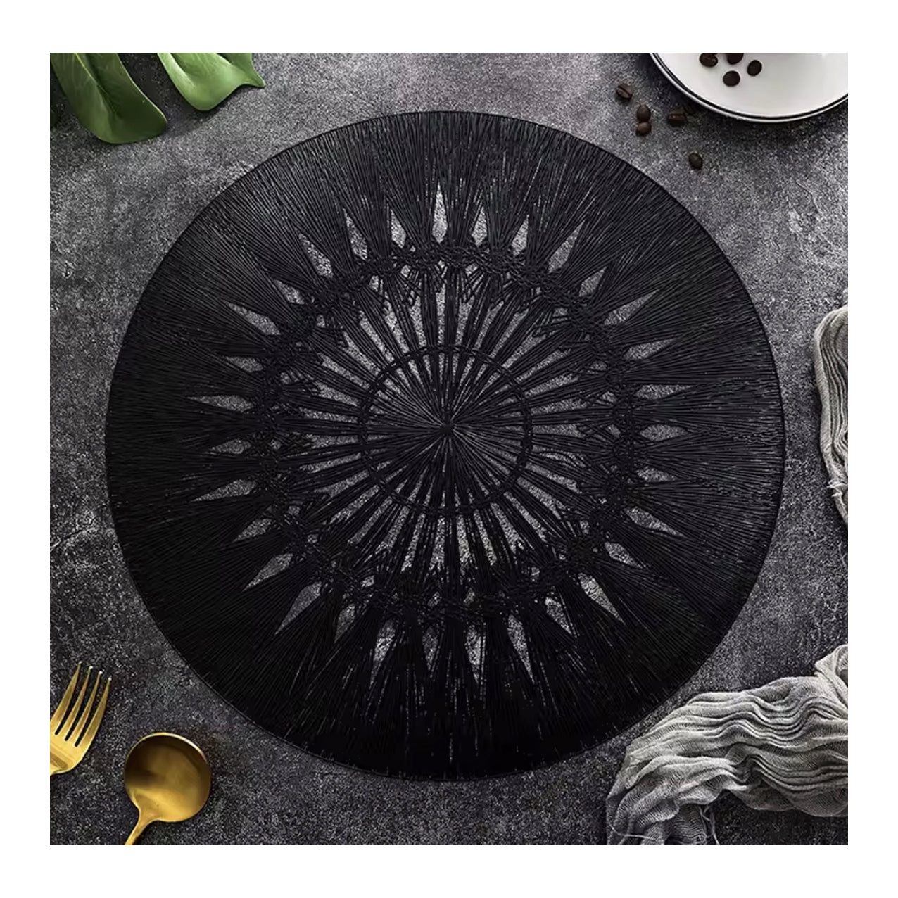 Wish Round Placemat in Black, Set of 4