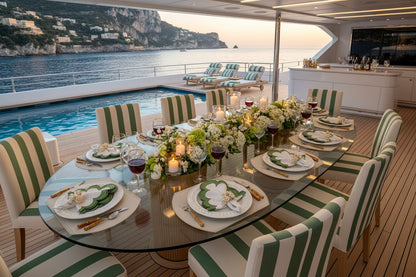 Embroidered Honey Bee placemat in Dark Ivory, Set of 4