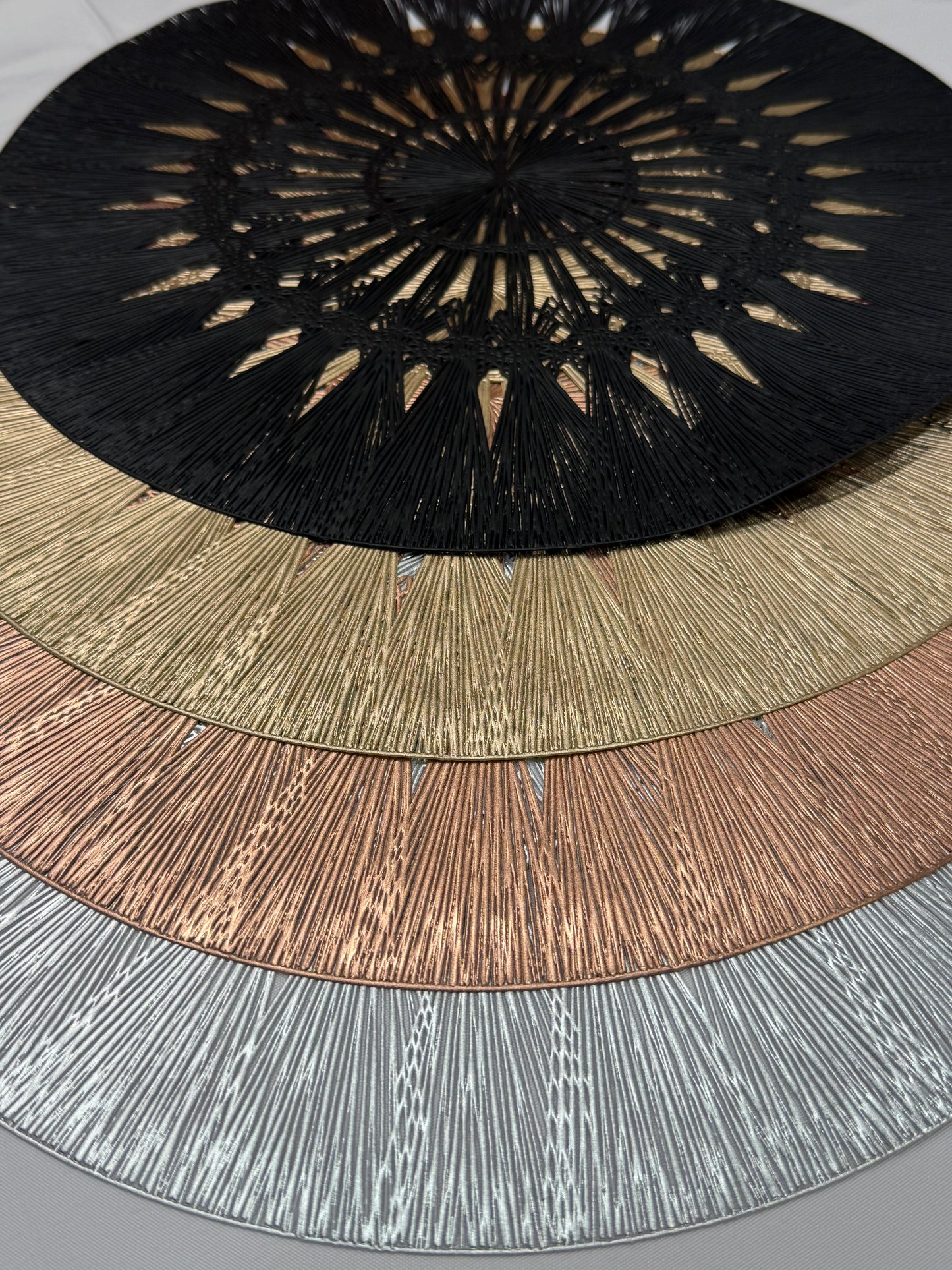 Sample Wish placemats in four metallic colours x4