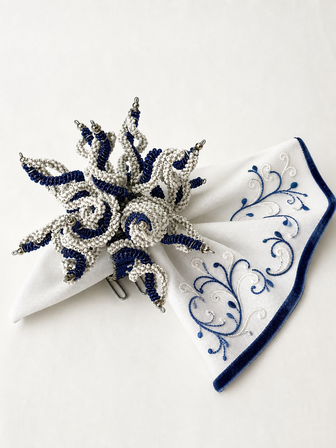 Swirls Napkin ring