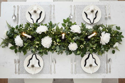 Flower Tile Rectangle Placemat in Silver, Set of 4