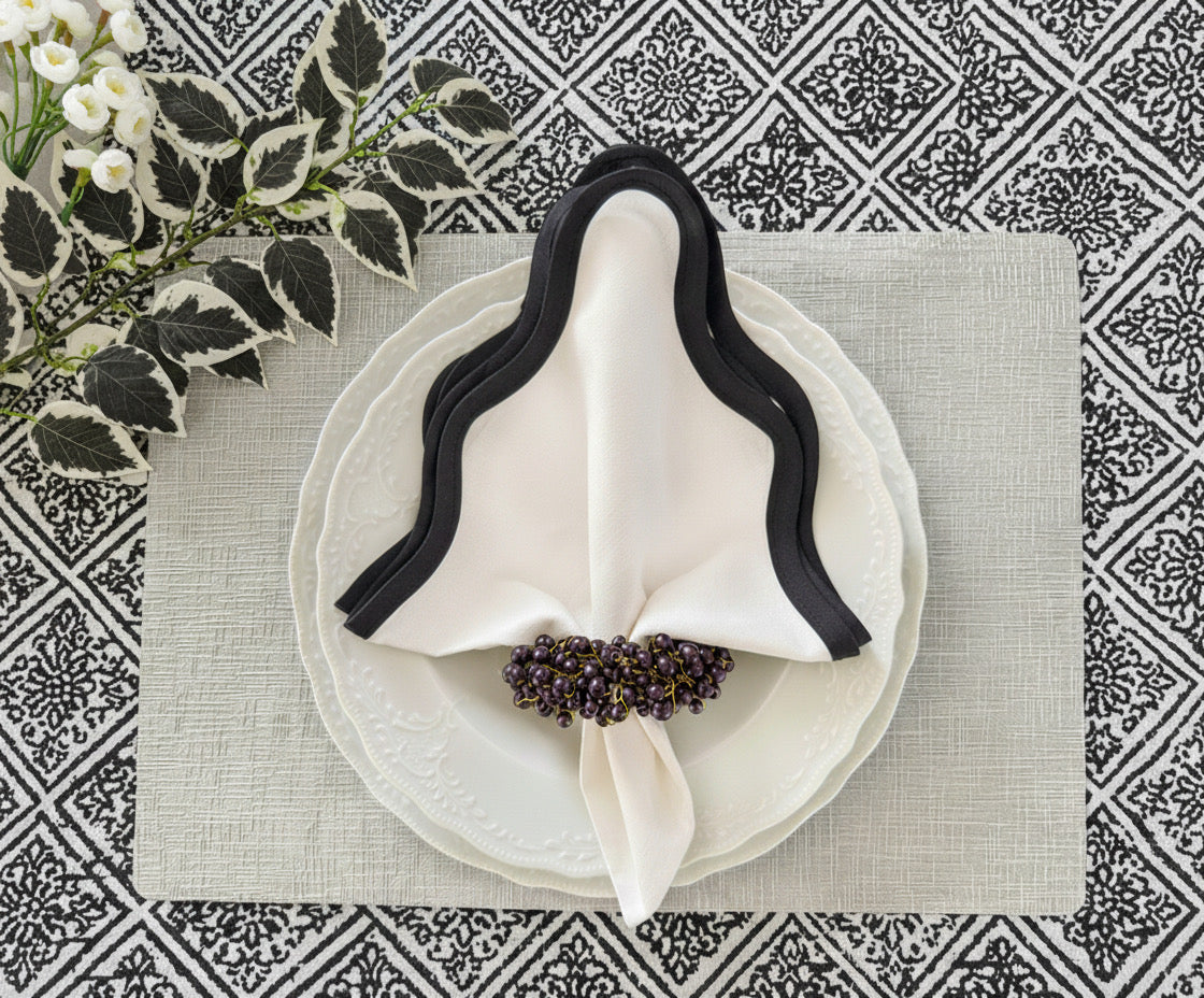 Metallic Rectangle Placemat in Silver, Set of 4