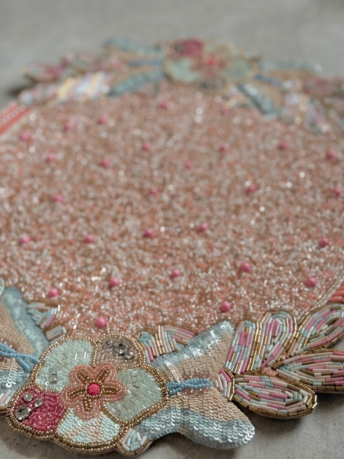 Butterfly Garden Beaded placemat, 1 piece