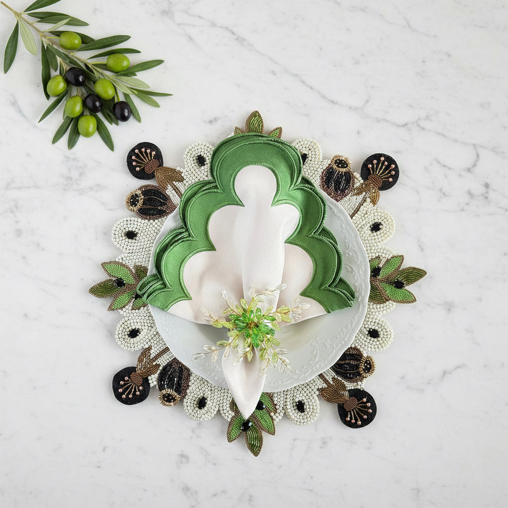 The Jewel Flower Napkin Ring, Set of 4